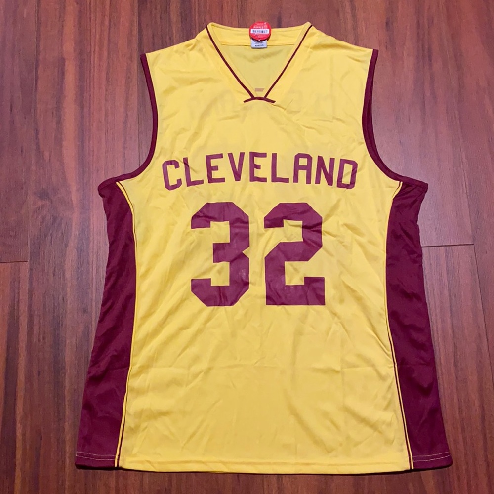 🎁NWT🎁 Cleveland Cavaliers 🏀 Dean Wade #32 basketball jersey mens xl